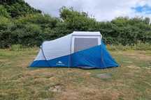 Cort de 4 persoane Arpenaz Fresh&Black folosit de doua ori