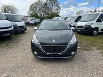 Peugeot 208 Recent Adusă/Recizie efectuată/Numere Rosi