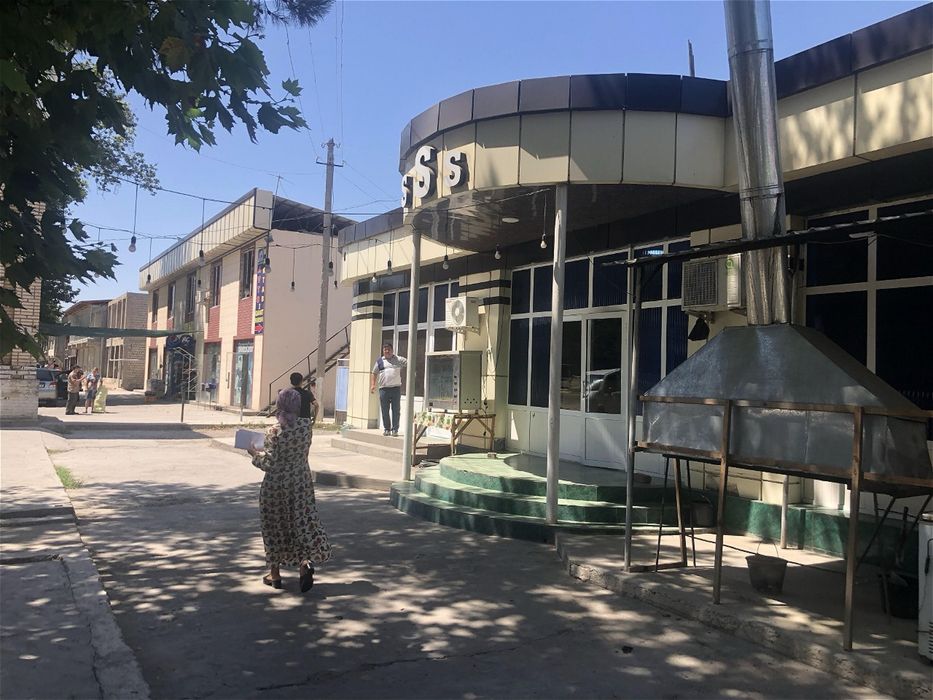 Umumiy ovqatlanish binosi sotiladi