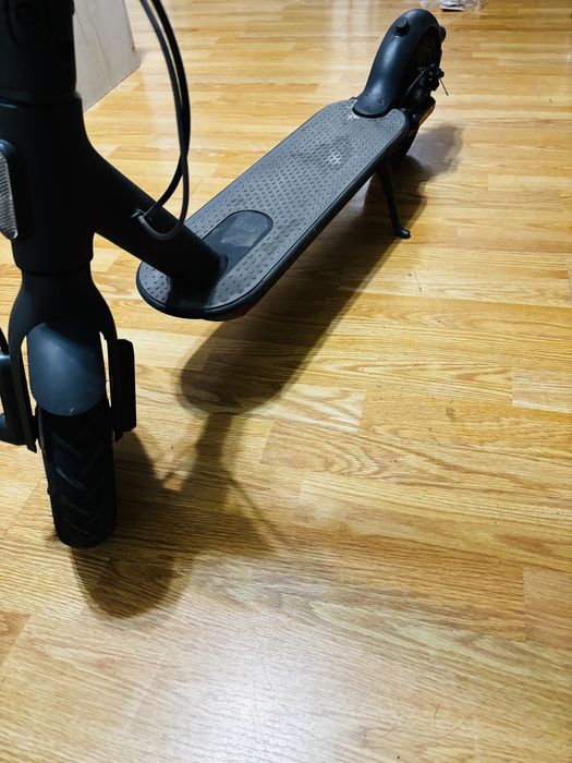 Xiaomi Mi Electric Scooter Essential.