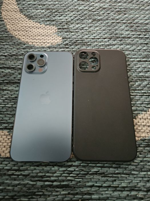 Carcasa originala iphone 12 pro Max!