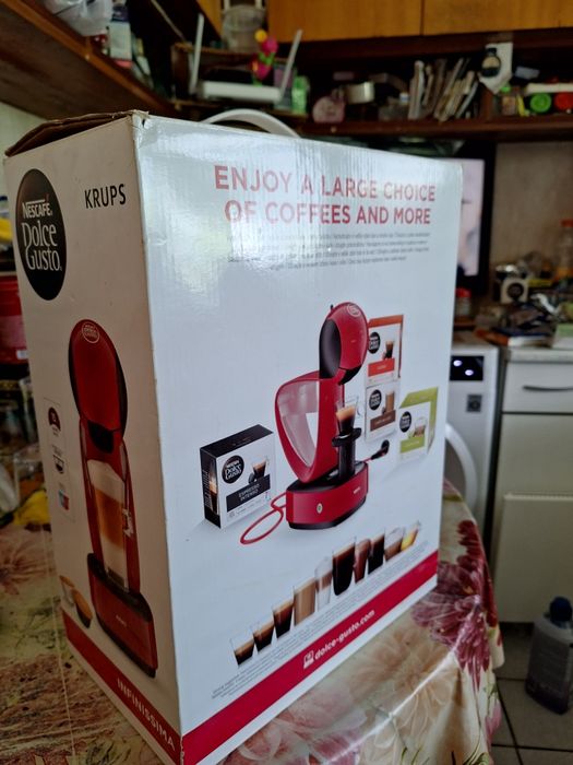 Продавам чисто нова кафе машина Nescafe Dolce gusto Infinisima KRUPS.