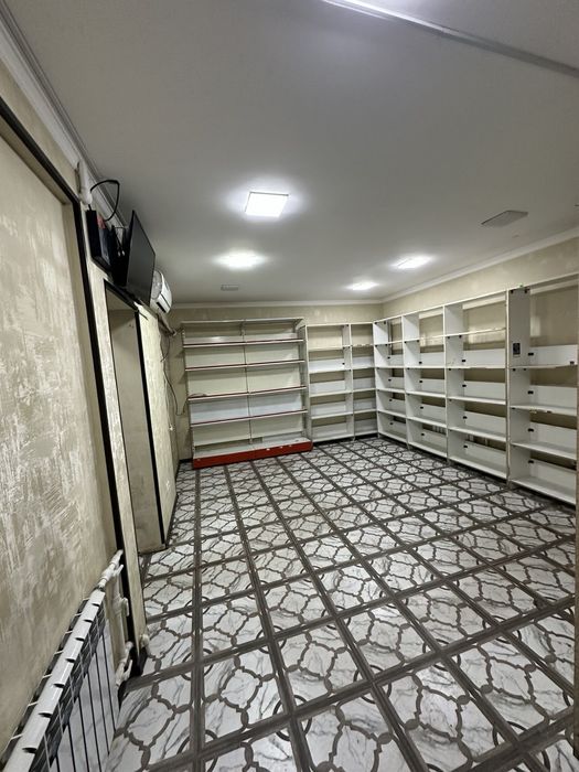 Яккасарайский район.Ул.Бобур Сдаётся офис Доступ 24/7.Все условия есть