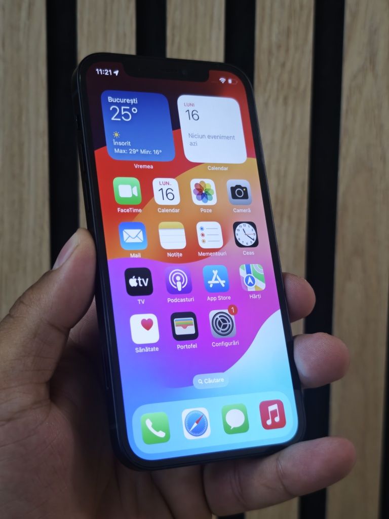 iPhone 12 64 GB  97% bateria