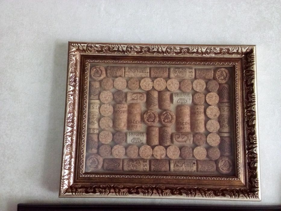 Картина (панно) из корковых винных пробок. Под матовым стеклом. Размер