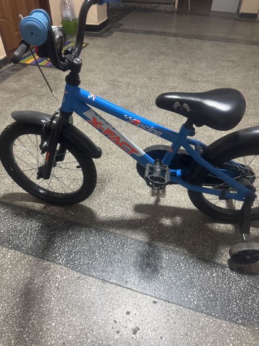 Bicicletă pentru copii