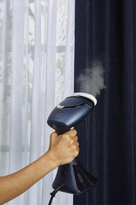 Ютия Russell Hobbs Steam Genie Aroma 1800W, 32г/мин, 1 приставка