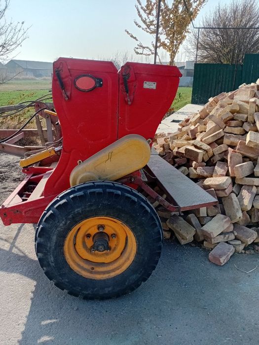 Bug'doy seyalka sotiladi.