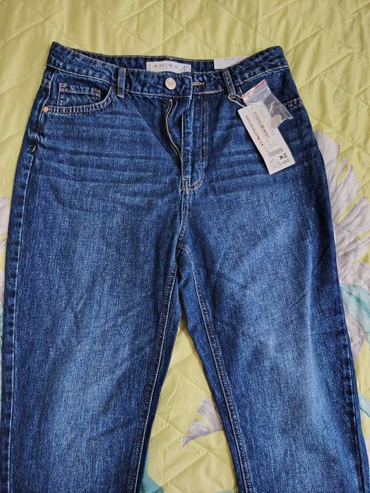 Чисто нови дамски дънки