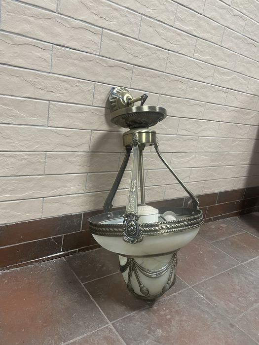 Элегантная винтажная люстра