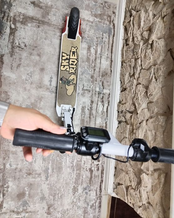 Vand trotineta electrica Miria Sky rider