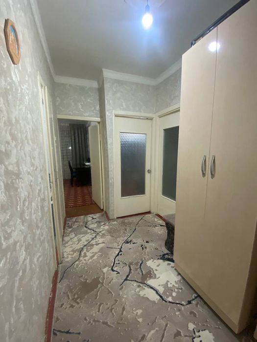 2хоналик 2этаждан квартира сотилади 17мактабни оркаси 570млн утилади