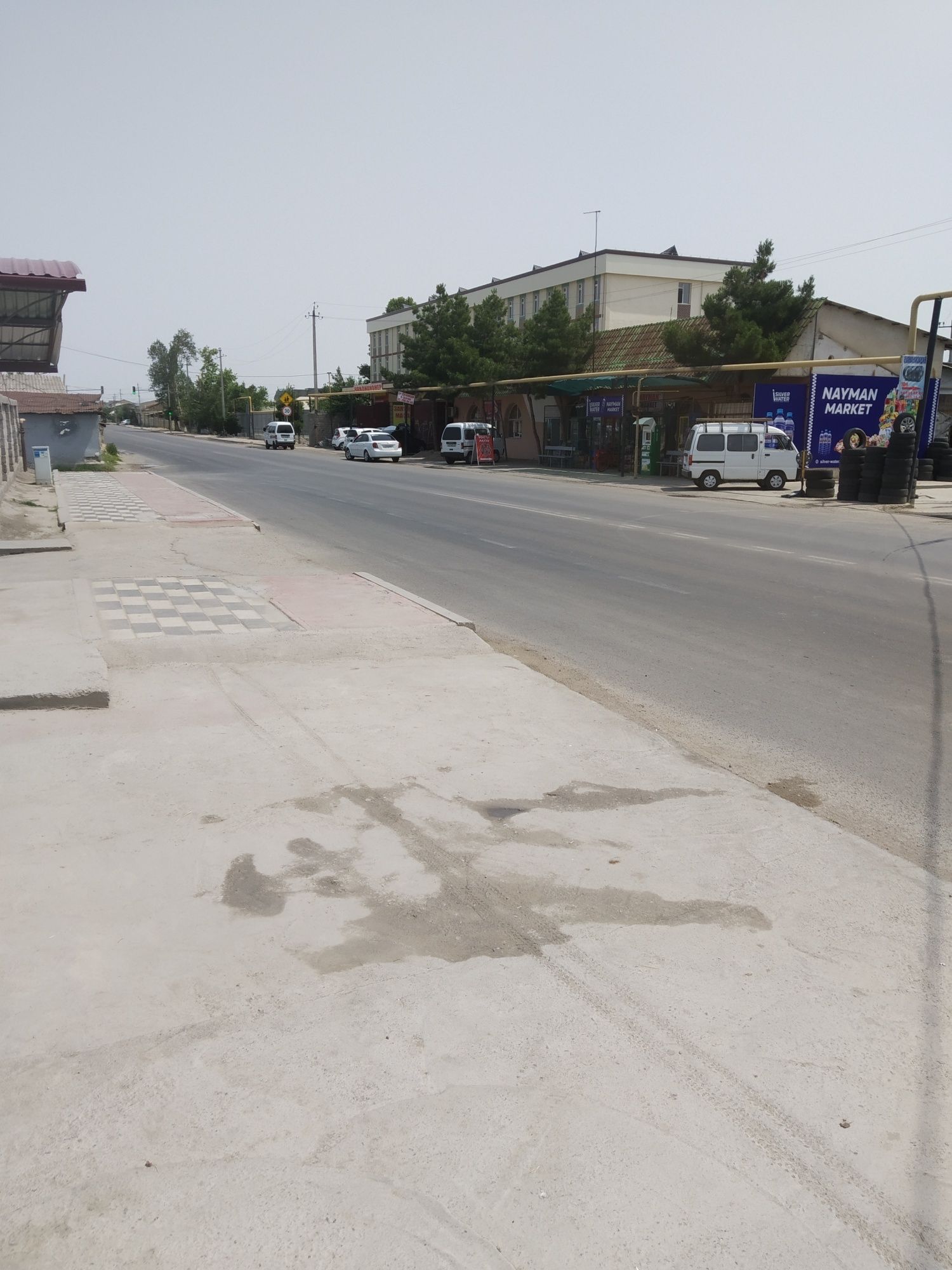 4 Ta qizga Yoshi kottaro xala bilan birga turishga ijaraga xovli