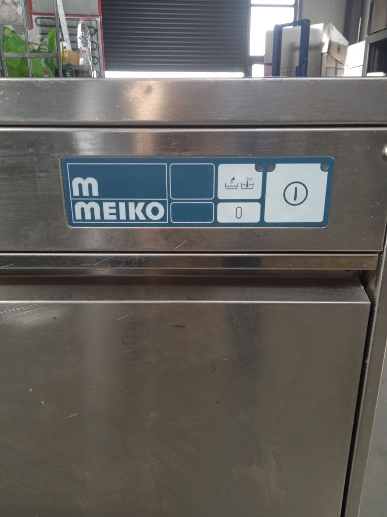 Съдомиялна машина,,Meiko" -- 50 см.