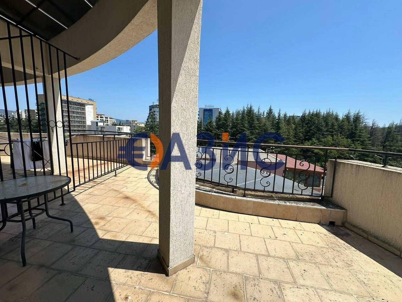 Продава се Двустаен апартамент в к.к. Слънчев бряг - 82 кв.м за 696 €/кв.м - Снимка #10