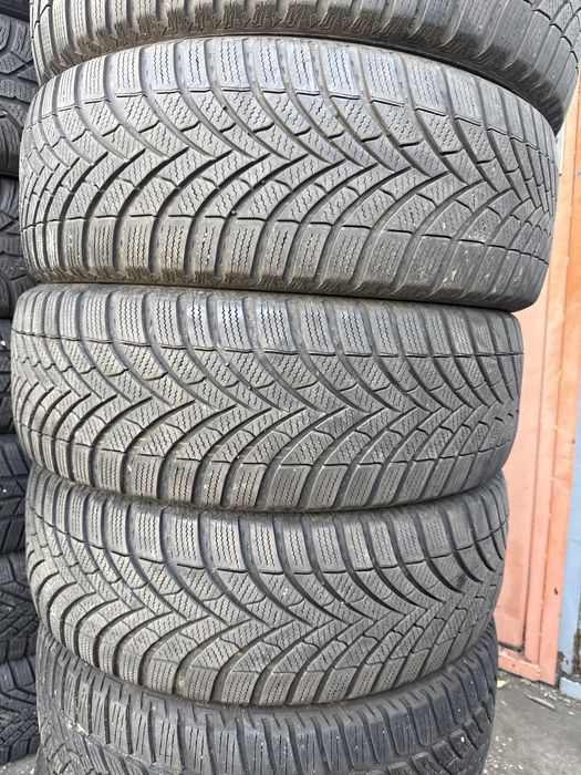 205.55.16 зимни гуми внос Австрия в много добро състояние !