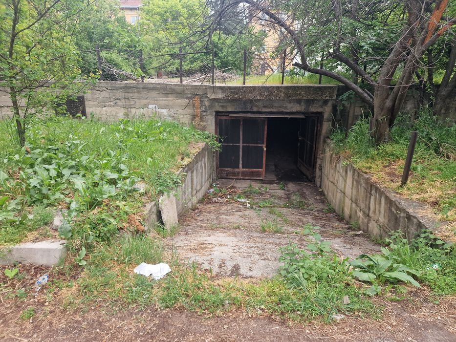 Продава се Гараж / Паркомясто в Перник, Селото - 18 кв.м за 500 €/кв.м - Снимка #4