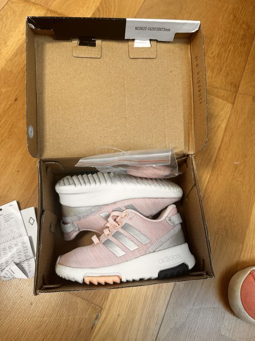 Adidas marimea 20