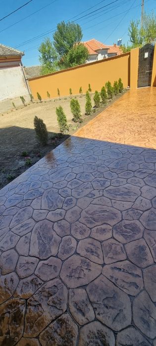Beton amprentat, elicopterizat ,măturat și vertical.