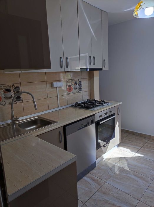 Apartament cu 2 camere de vanzare zona Democratiei
