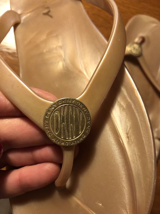Slapi/ sandale flip flop DKNY, 39