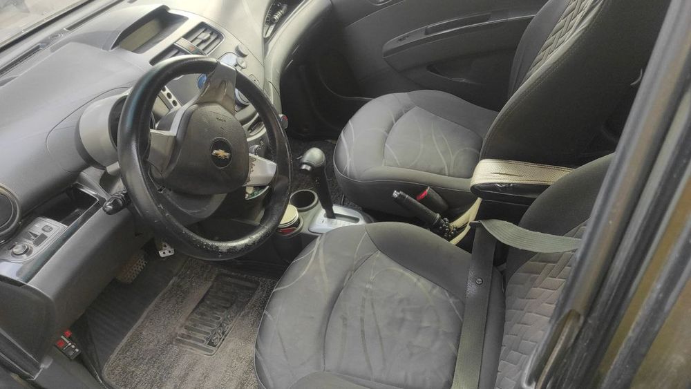 Spark 1 yevro 2012-yil 272000 halol yurgani