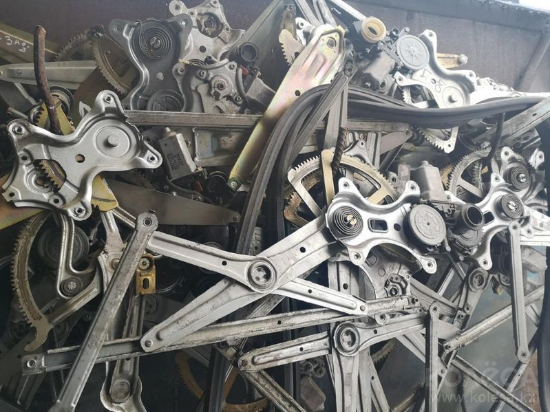 Стеклоподьемники на тойоту камри 30, 35,40 передние и задние