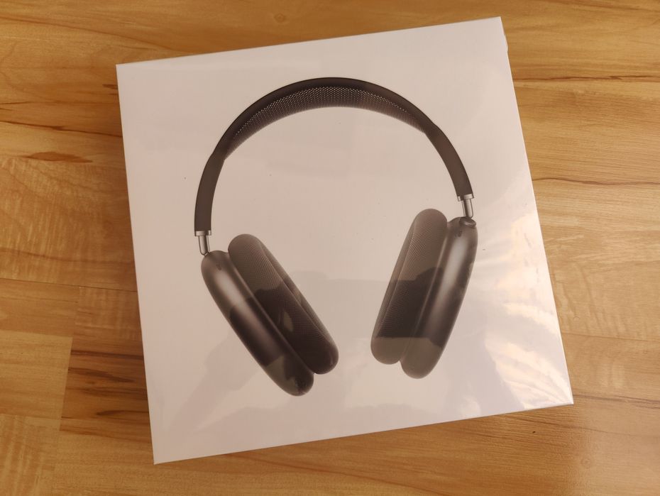 Продавам Airpods Max - чисто нови
