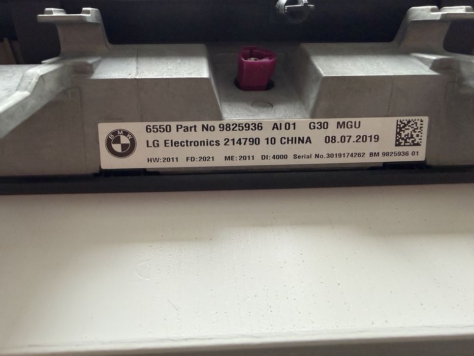 Display ecran navigatie BMW G30 G31 MGU ID7