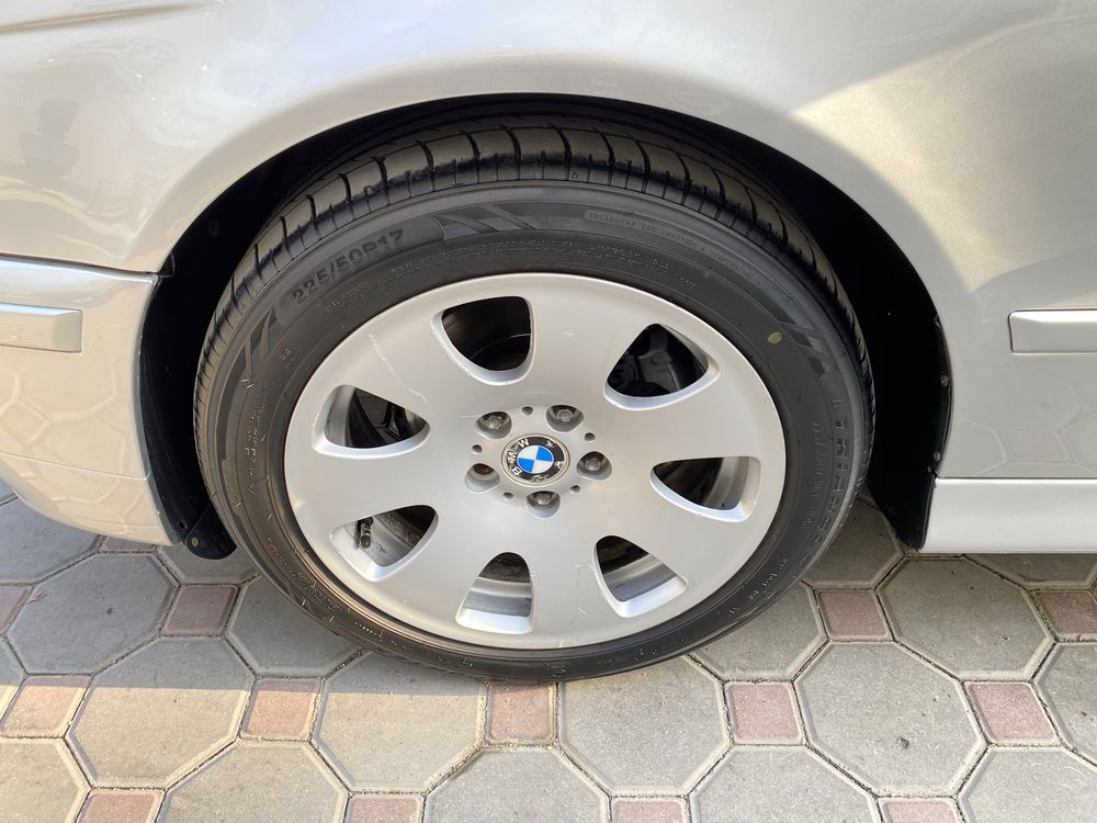 Продам диски на Бмв r17