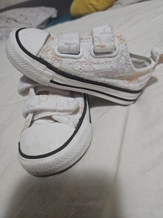 Converse fetite 21