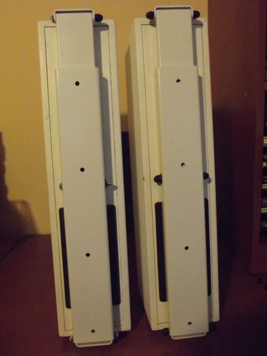 Subwoofer Apart 2400,Tannoy I7,Jbl T24 8inch ext noi, Allen mixere