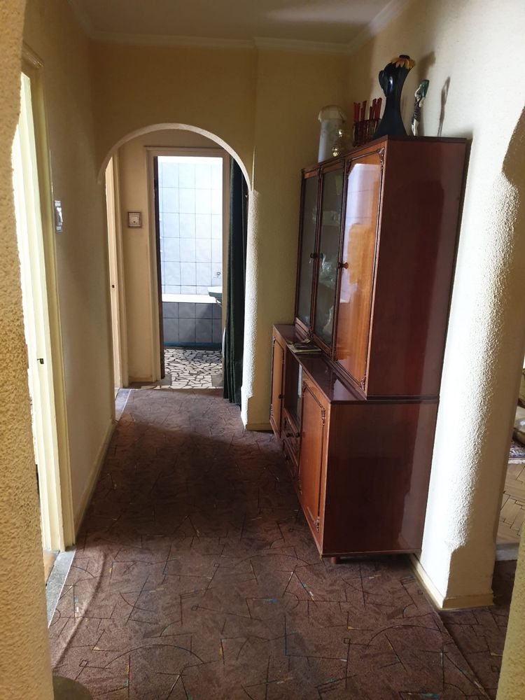 Vand apartament 4 camere,Pitesti ,cartier Nord L6 .