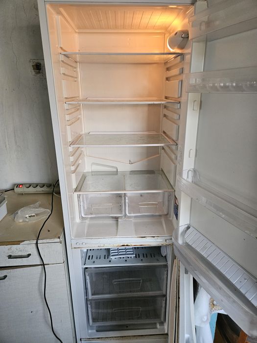 Холодильник Indesit NBA 18 Уступка есть!