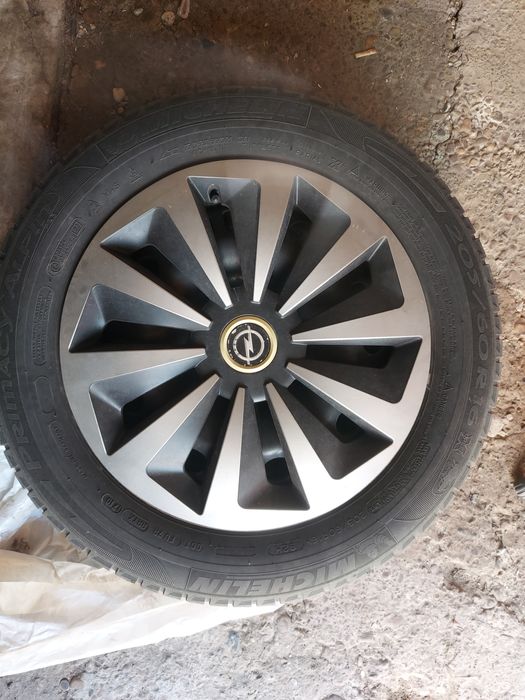Vând set 4 cauciucuri Michelin M+S R16
