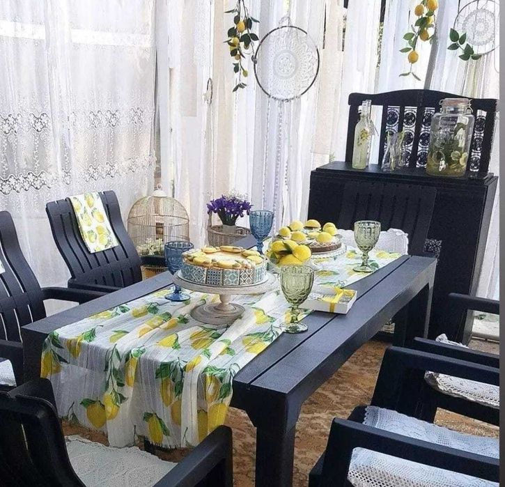 Стол пластиковый