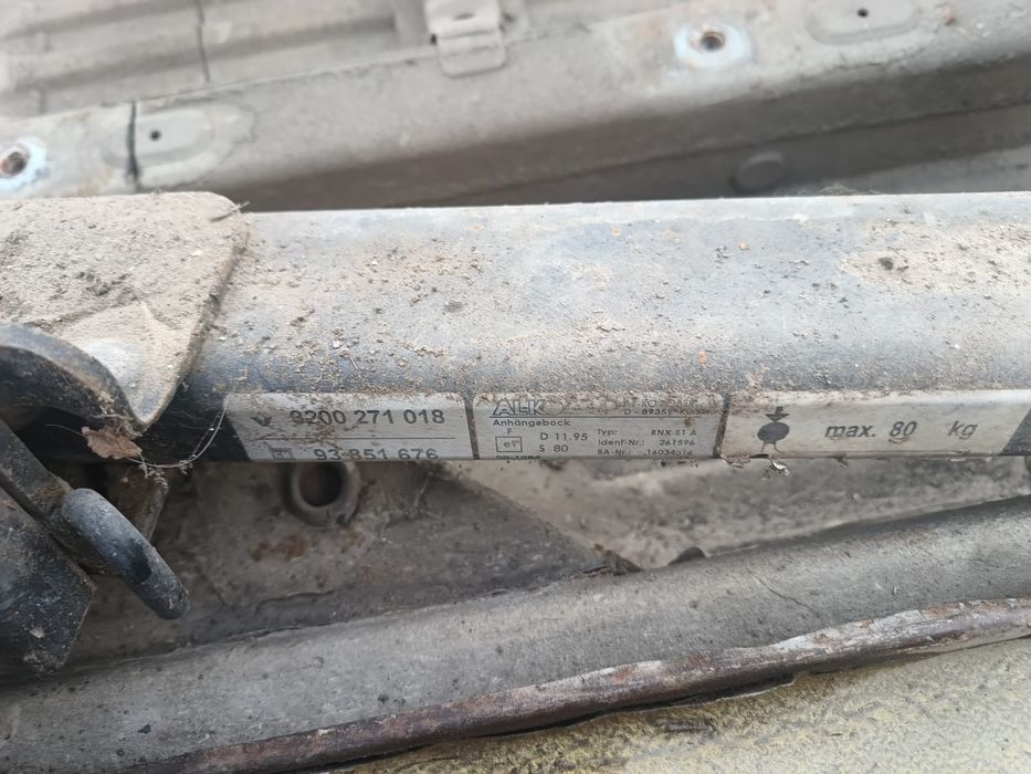 Cârlig remorcare opel vivaro  2005