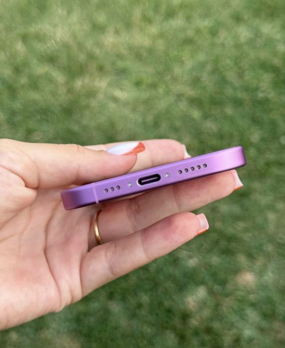 Vand Iphone 16 Pink 128 GB stare perfecta!