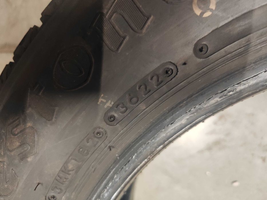 2бр.зимни гуми 205/65/16C Firestone