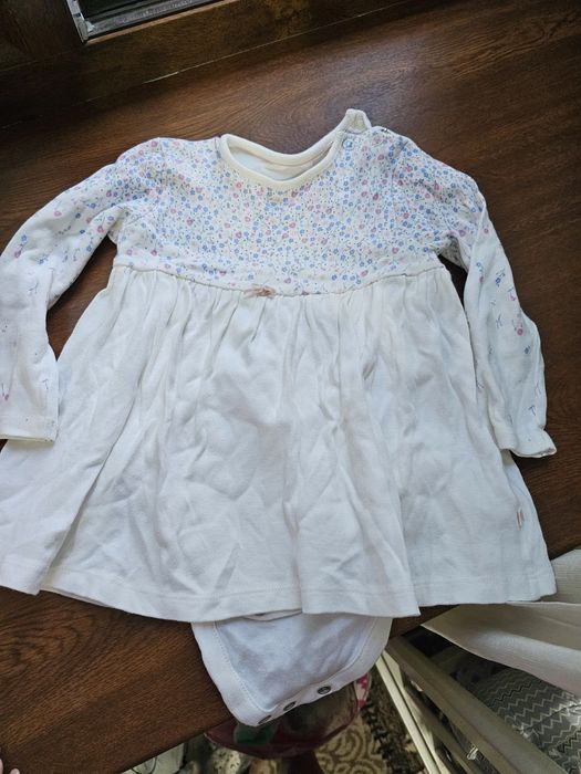 Платье для девочки 9-12 месяцев Mothercare