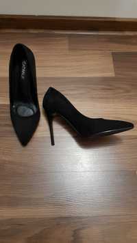 Vand pantofi dama stiletto, culoarea neagra, marimea 37