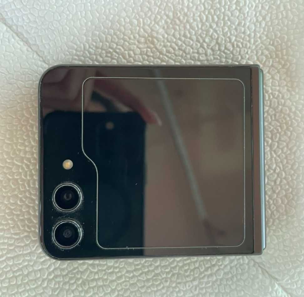 Samsung Galaxy Z FLIP 5