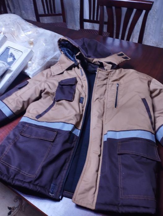 Spesofka qalin kurtkalar