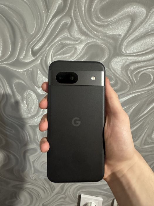 Обменяю Google pixel 8a