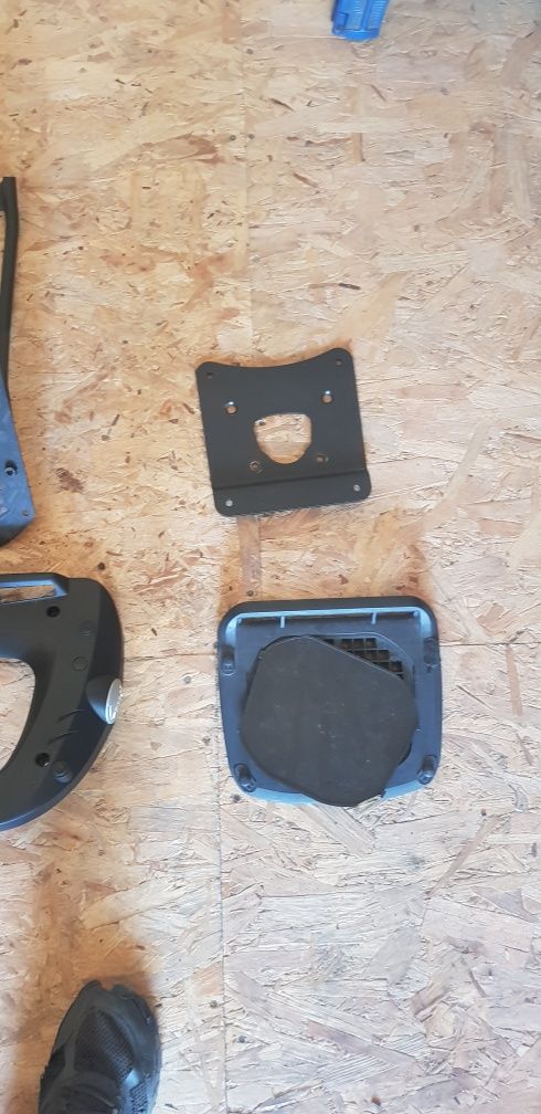 Suport metalic portbagaj topcase PIAGGIO MP3 / HPE/YOURBAN/ABS/ASR