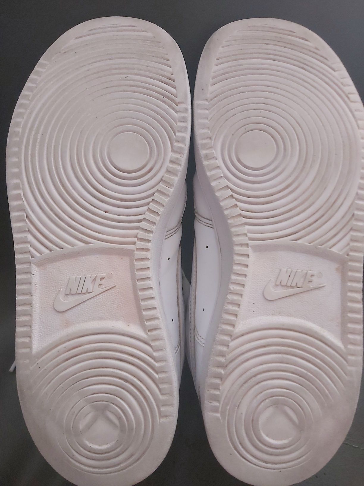 оригинални обувки от естествена кожа Nike Court Visione Mid