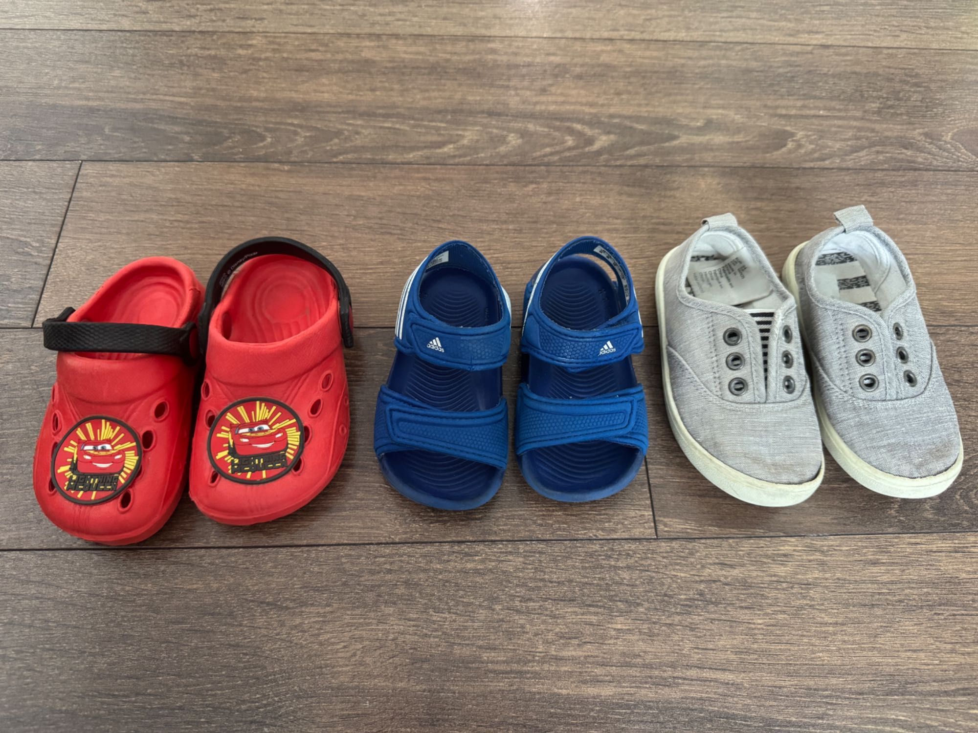 Сандали adidas 20-21ном, кожени обувки 25ном, маратонки Puma 22 номер