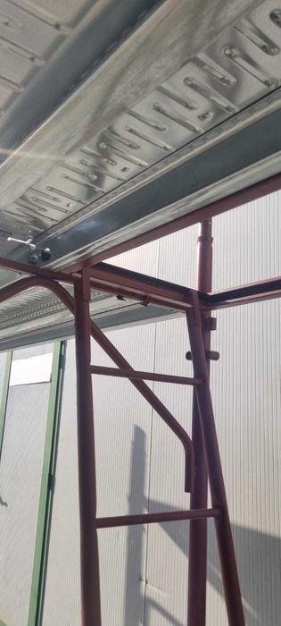 Schela metalica de vanzare la metru patrat cu podina de 1,8 m