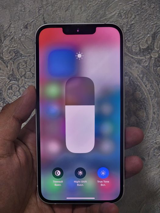 Iphone 13.  128gb ideal
