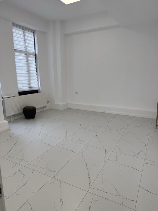 Inchiriez spatiu comercial in centrul Craiovei